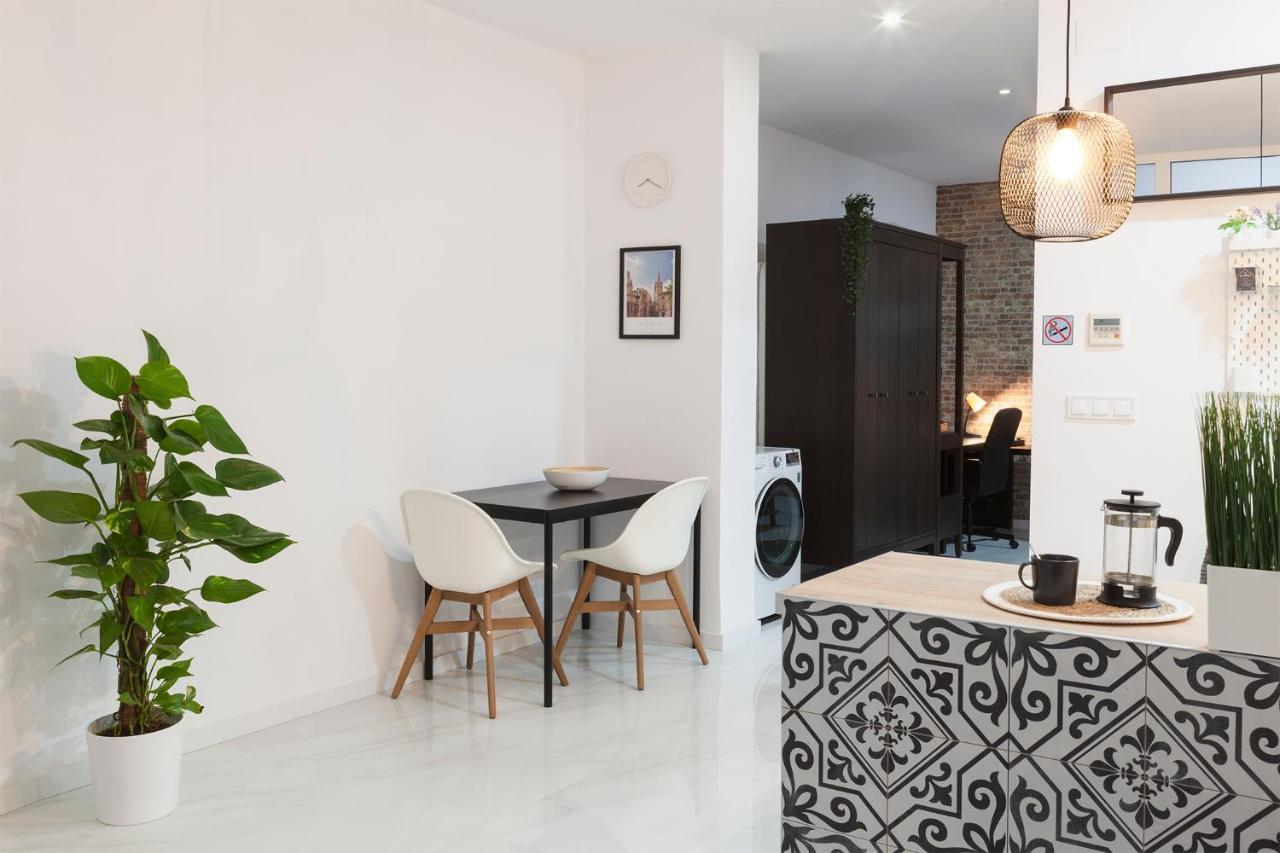 Апартаменты Artistic Digital Retreat-Great Location Near Metro Валенсия Экстерьер фото